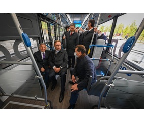 Президент Татарстана протестировал в Казани электробус КАМАЗ