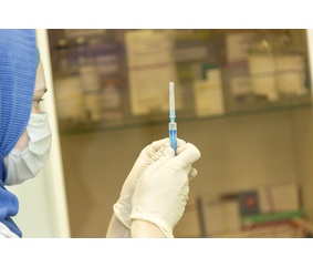 На «КАМАЗе» полностью вакцинировано 93,5 процента персонала