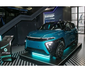 В Визит-центре «КАМАЗа» презентовали автомобиль Атом