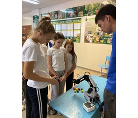 В челнинской школе прошёл День «КАМАЗа»