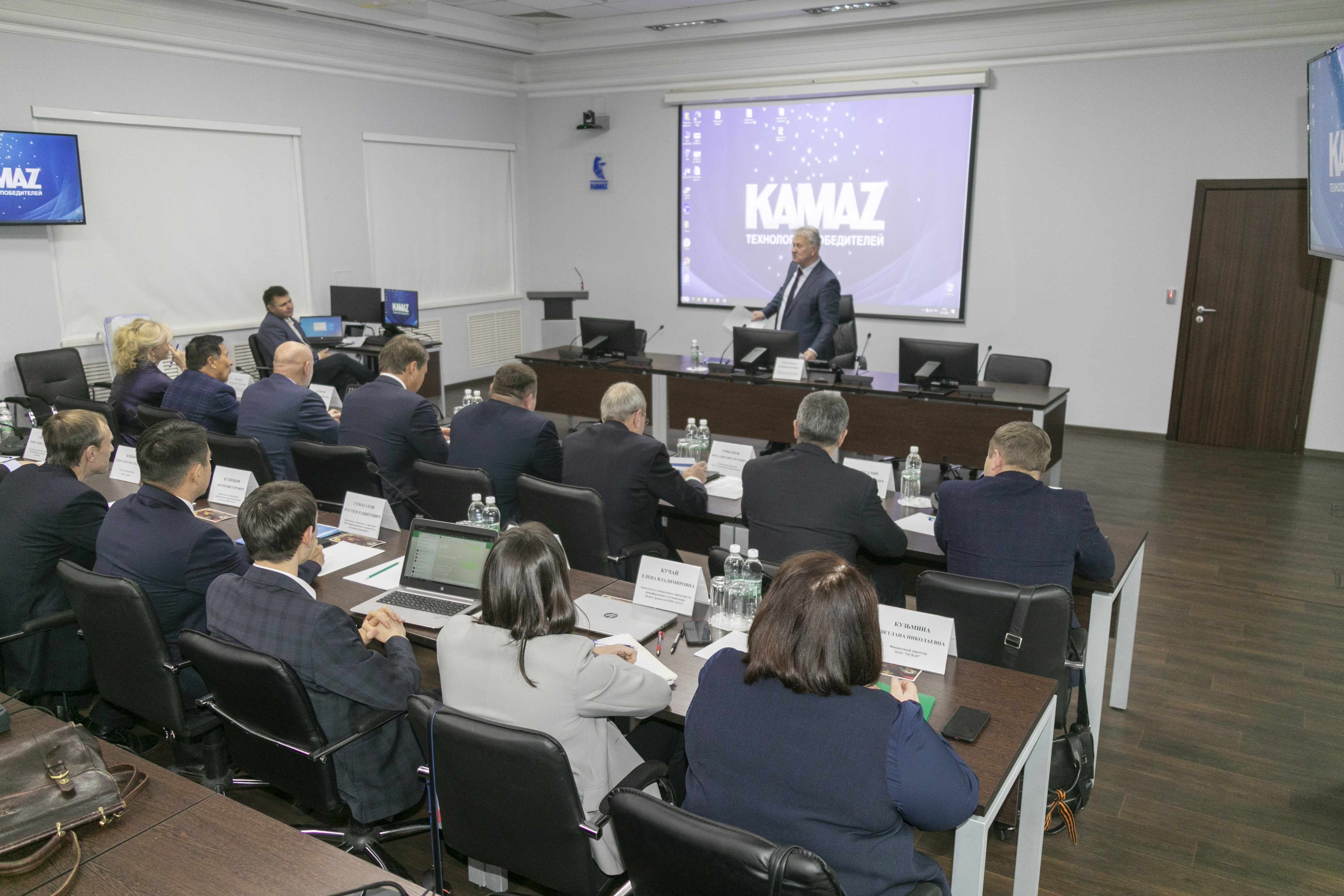 «КАМАЗ» посетили российские поставщики автокомпонентов