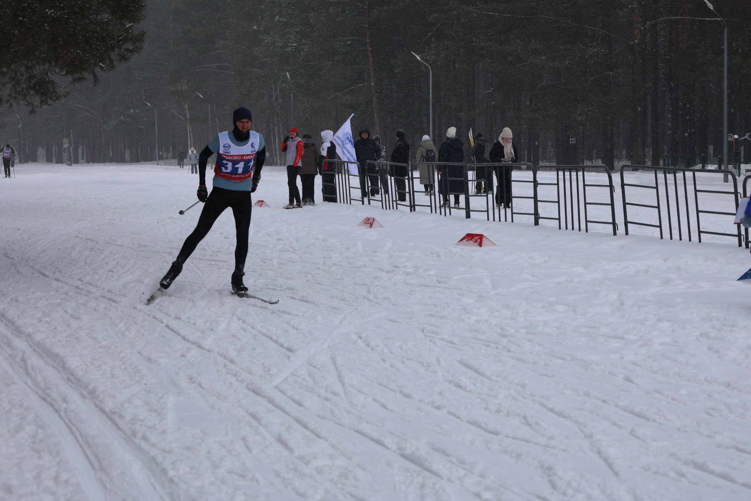 На «КАМАЗе» состоялось открытое первенство по лыжным гонкам