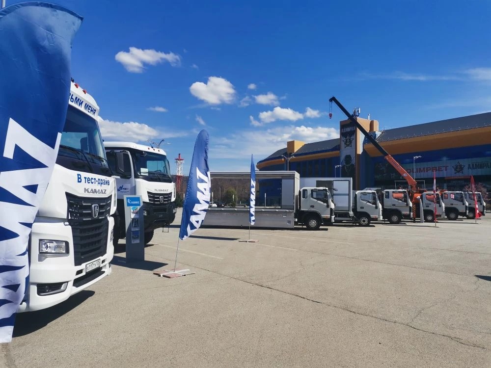 Автотехника КАМАЗ поколения К5 презентована на международной выставке во Владивостоке